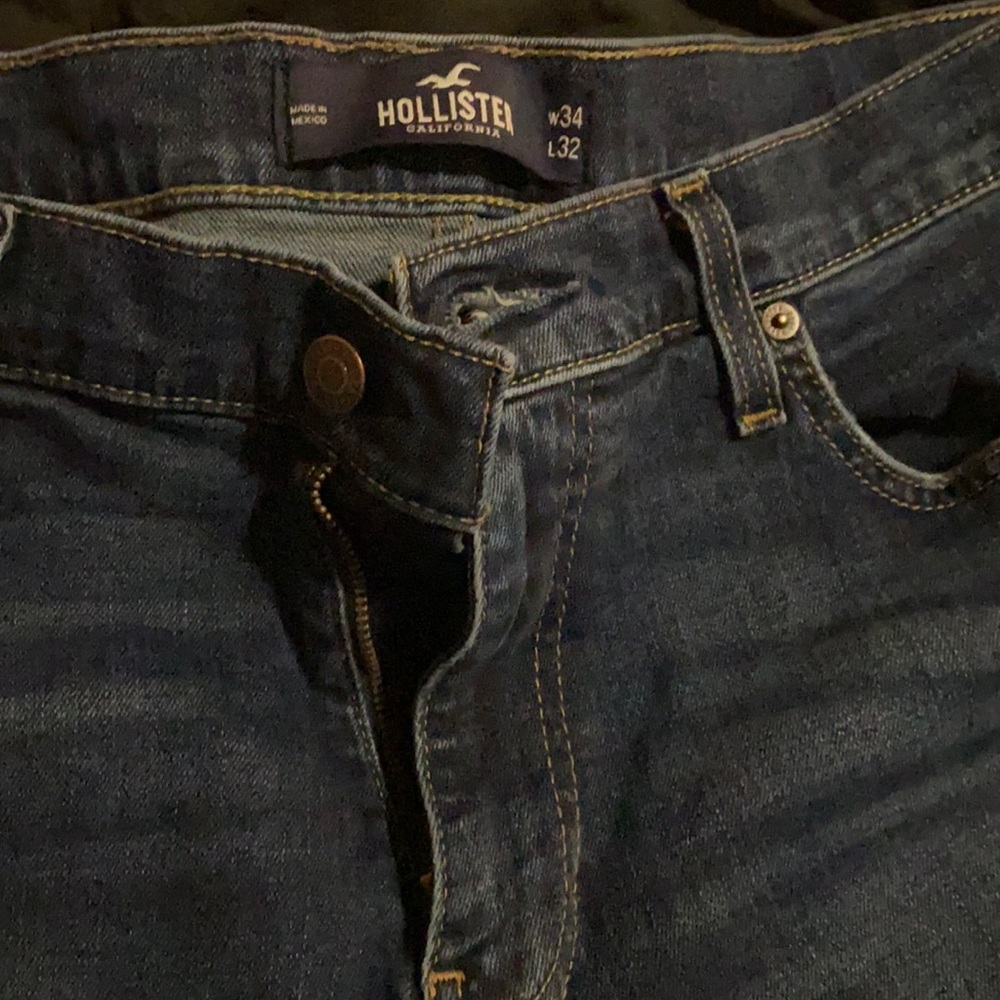 Hollister 34w x 32L skinny jeans dark wash